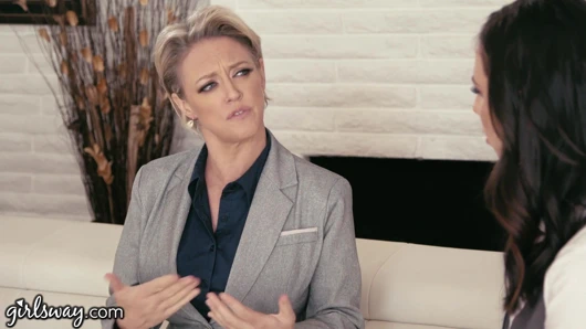 Girlsway olgun lezbiyen hediyeler aidra fox a power suit