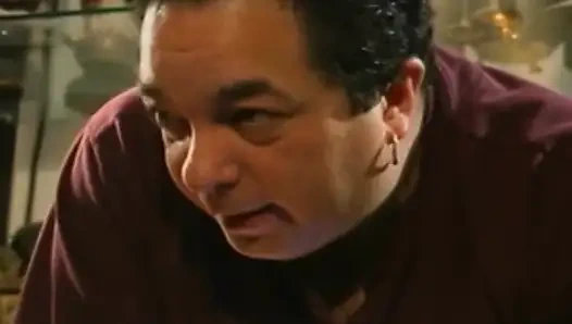 Kocası güzel karısını paylaşıyor