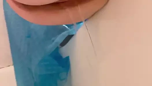 Külotlu ve külotsuz küvette işiyor