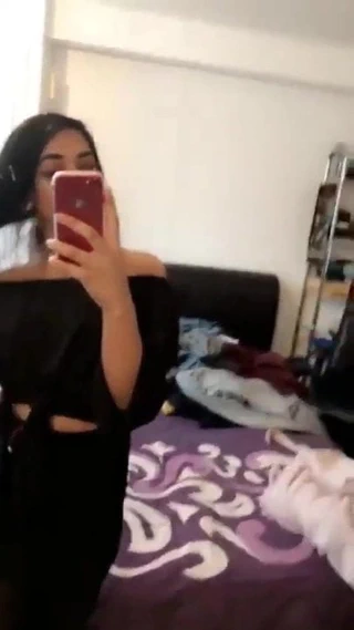 Seksi Bengalli sürtük