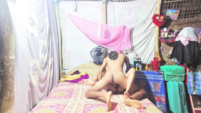 Sexy' babi 18 Year Old Girl First Time Sex Hardcore Orgasm Desi Indian Boy & Girl Village Fuck the best babi