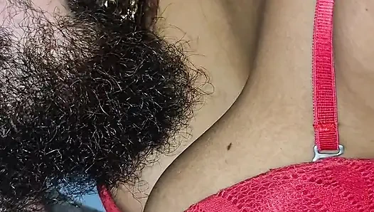 ÇOK CÜRETKAR, PREZERVATIFSIZ BIR MOTELDE SEVIŞMEYE KARAR VERDI