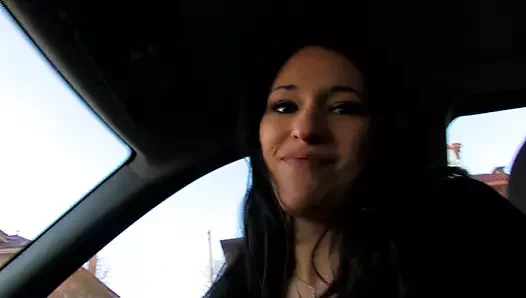 Lisa Spice sert bir sikiş için her zaman azgın