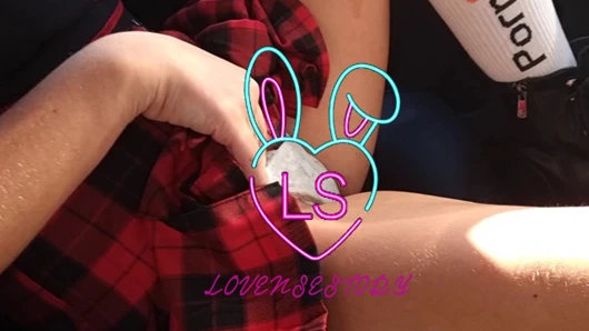 Kedi oyun zamanı taksi turu – o aşırı bir genç