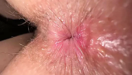 Üvey babam meme uçlarımı pompaladı, çalımı yedi ve yarağıyla amımı sikti