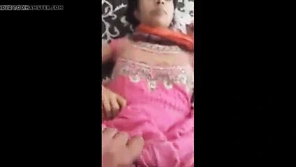 Apni biwi ko chodte hue video banaya