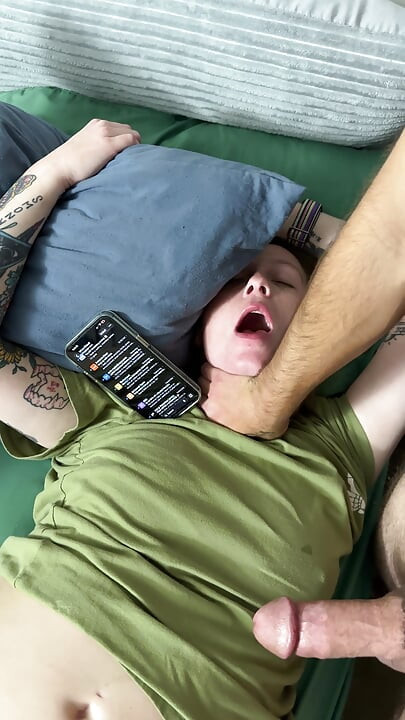 69 yakın çekim amcık yeme ve derin bakış açısı oral seks.