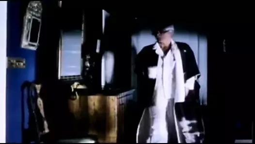 merkezi yayılmış kızlar