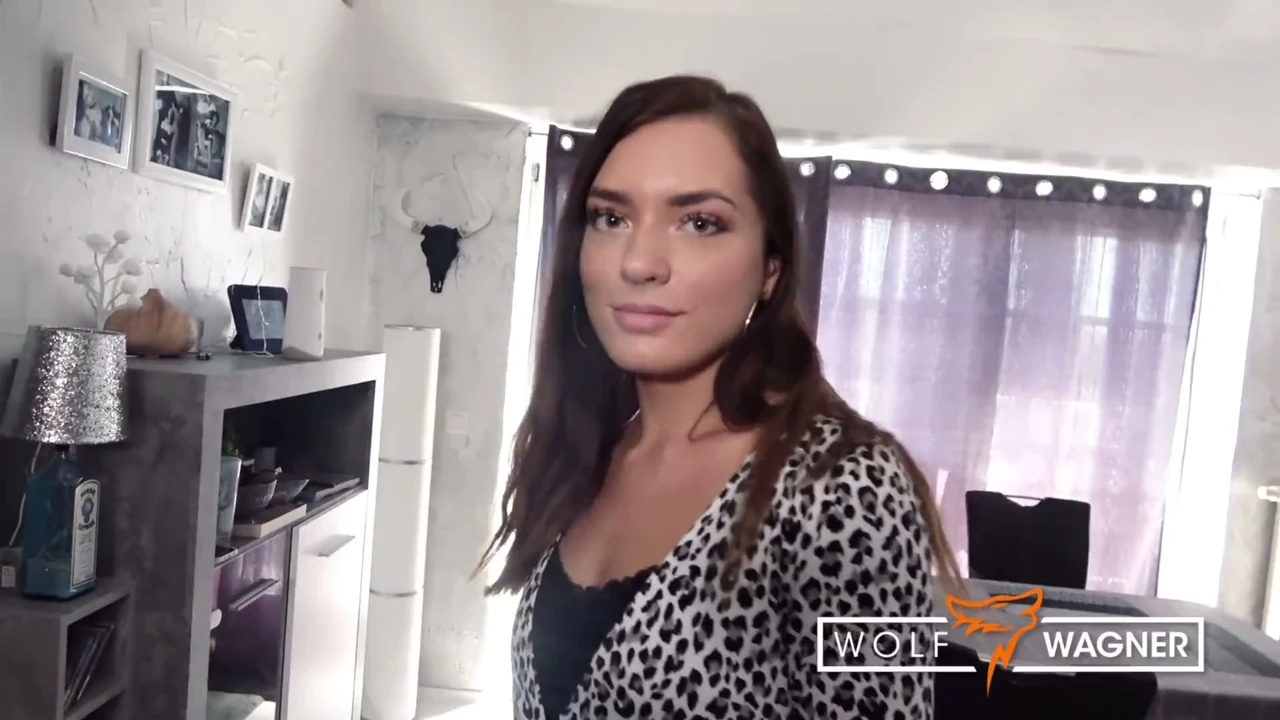 Super-skinny Lisa fucked hard at home