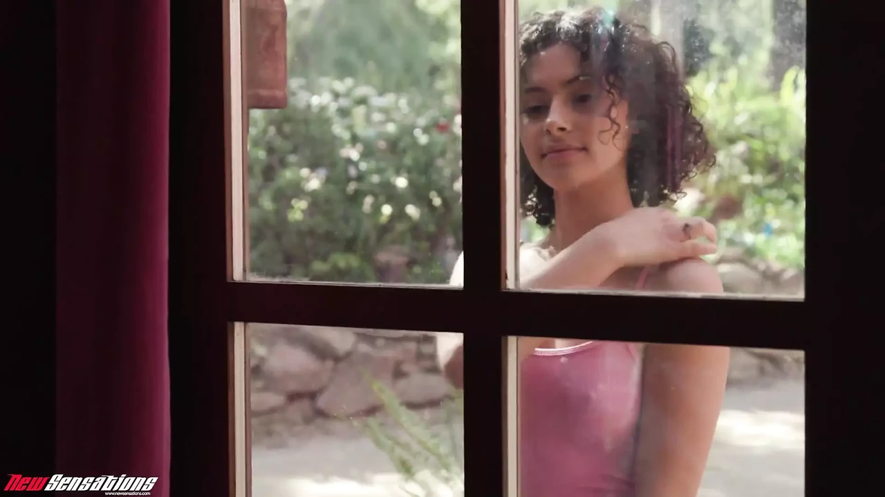 New: Latina Babysitter Dani Diaz Enjoys Her Big Surprise (High Quality) - Sydney Special