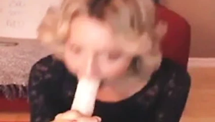 Gırtlağına kadar alma bebekleri 129