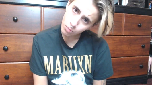 Alerji sinüsü hapşırık ve sakso çekiyor