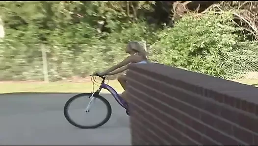 Lezbiyen genç avcı 1 - bölüm 3