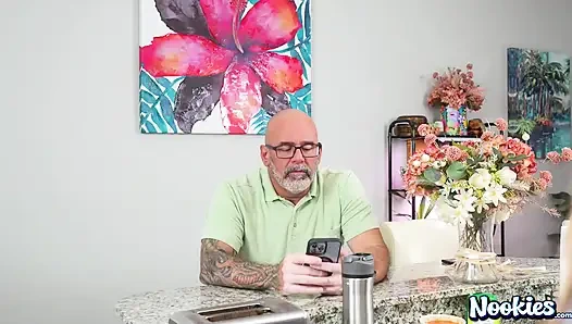 Kocasını aldatan gizli genç terapist oral seks riski