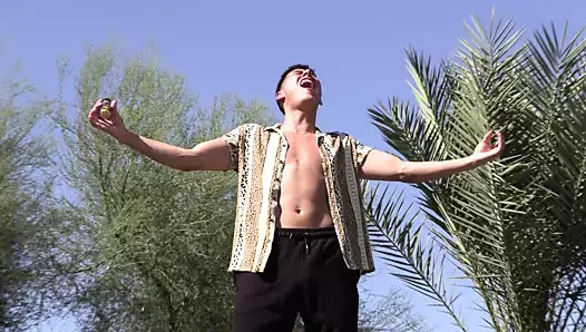 Sağlıklı memeler uyarısı! doğal kavunlu genç sarışın sikikleri