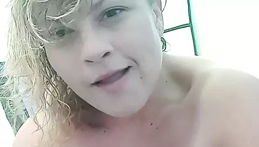 Kocası için oyuncu seçmelerine girmeye çalışıyor!! $$