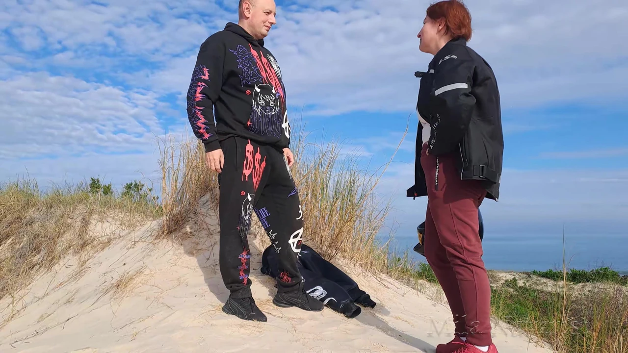 Sunny day on the dunes. My boyfriend loves it when I swallow.