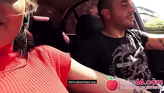 Halka açık parkta sikici: tombul esmer (26 yaşında)