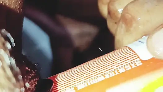 Kız arkadaş amcık yalıyor ve emiyor ev yapımı video