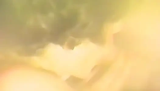 Azgın esmer gerçek acımasız yarak emiyor