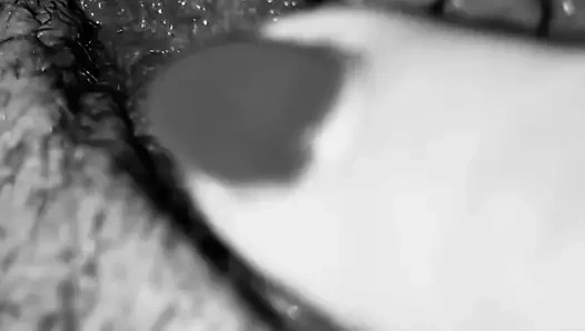 Yakın çekim amcık oynama (siyah &amp; beyaz)