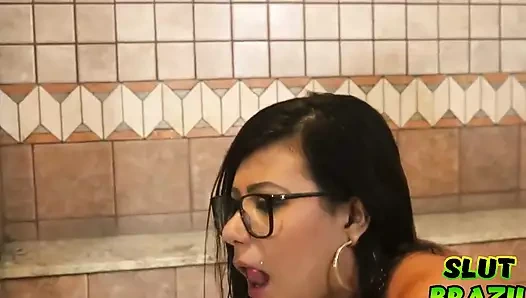 Motelde Brezilyalı Amanda Souza