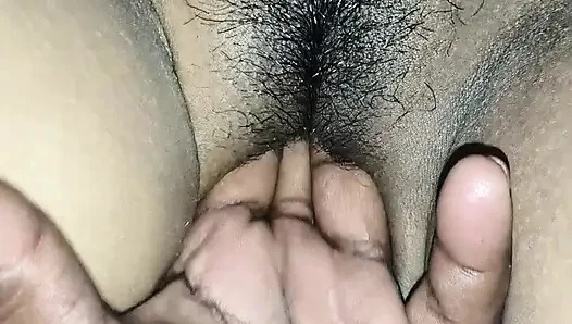 Die Sachen meiner Frau waren der perfekte Grund, warum ich eifersüchtig war, als ich sie in die Hände legte