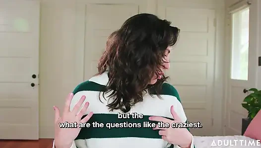 Casey Calvert bir hayranının değerli koleksiyonunu parçalıyor! | yıldızı röportajı | Adult Time