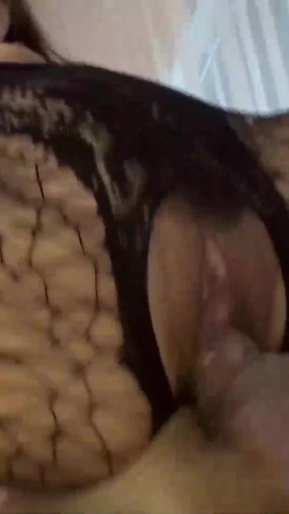 "JAPON HATUN IKI OĞLAN TARAFıNDAN DILDO SIKIŞININ TADıNı ÇıKARıYOR" DAN ÇARPıCı AN