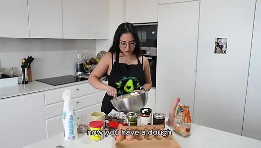 JOI CEI - BENIMLE PIŞIR VE KURABIYELERINE BOŞAL