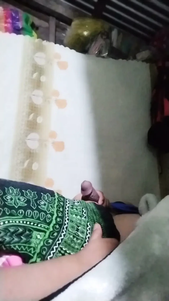 Diğer odada horlarken otuzbir çekmek.