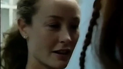 The bill lezbiyen öpücük