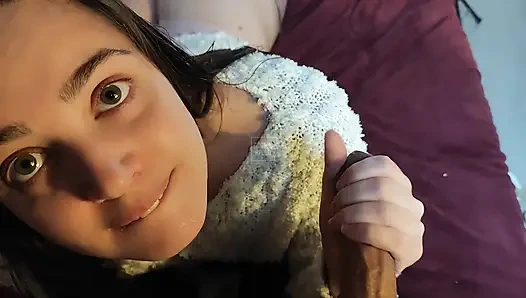 Pembe götlü sarışının büyük götünü sikiyor