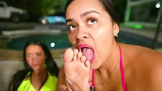 Latinler dilleriyle ayak ve göt emiyor – ggmansion