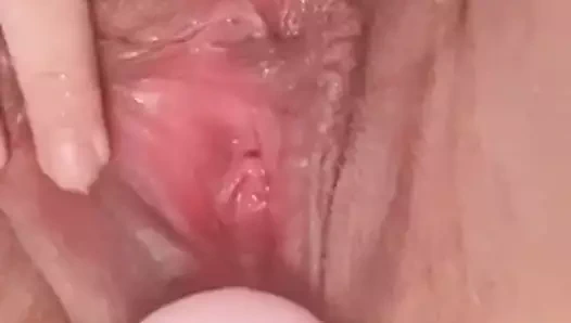 Benim çiş sürtük oynuyor, cumming &amp; pissing ...