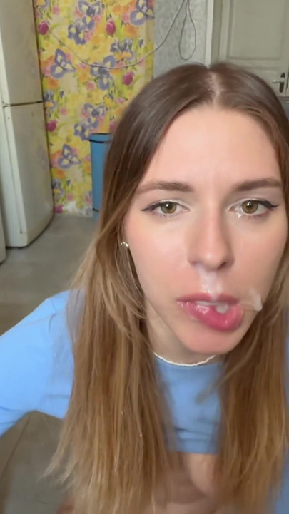 Candy mi yarak mı? Siki külota benziyor