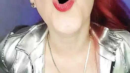 Kulüpte bu ateşli kızıl saçlıyı baştan çıkarmaya cesaretin var mı? Rol yapma Arjantin