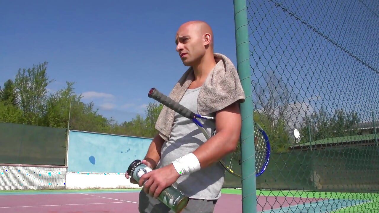 Electra Angel için ekstra eğlenceli tenis oyunu