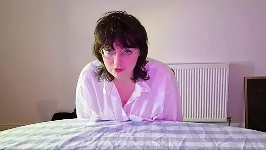 Patron luna'nın göğüslerinin her yerine boşalıyor