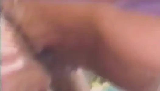 Mükemmel Fransız hatunla yakın çekim oral seks seansı