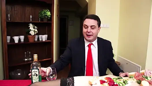 Andrea Dipre maceraları - kızdan yemek ye