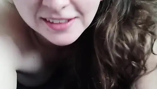 Ateşli yarağını içime çok derinden hissediyor