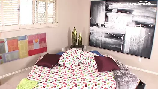 Sıska esmer irade sert kahrolası hissetmek