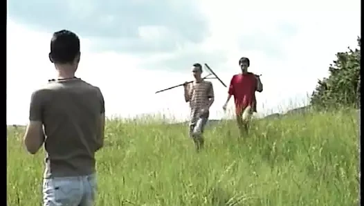 Güzel bir götlü ateşli yaz çocukları