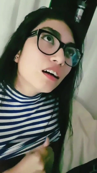 İlk Porno Videom İlk Oral Seks - LunitaRabbit | Klip 1