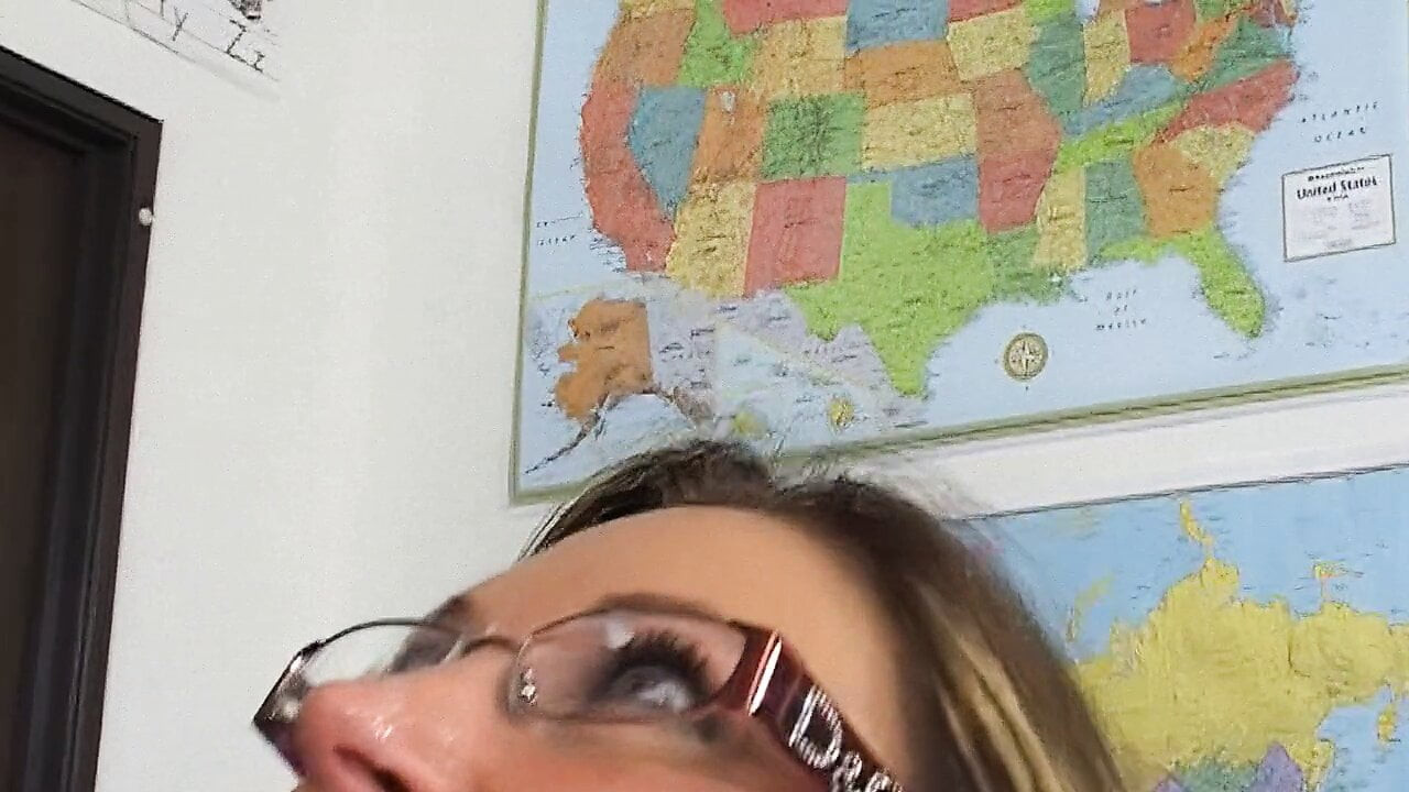 Büyük göğüsler ile öğretmenim, derin anal, milf becerdin