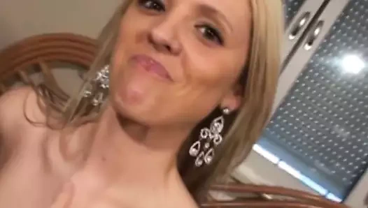 Güzel kadın muhteşem solo