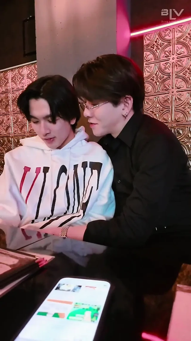 Aki ve Jin