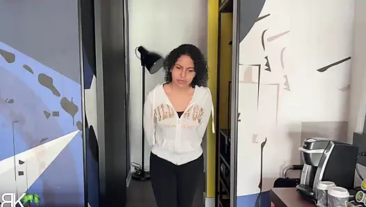 Yardımsever kahya ve azgın misafir - Alix Avery