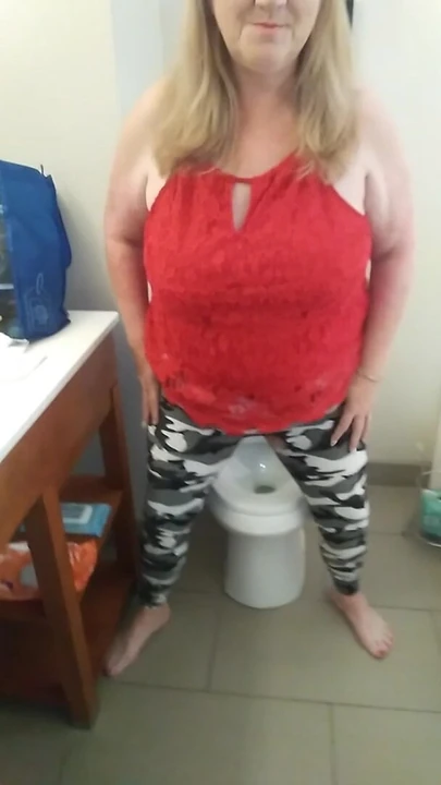 Писсинг в отеле